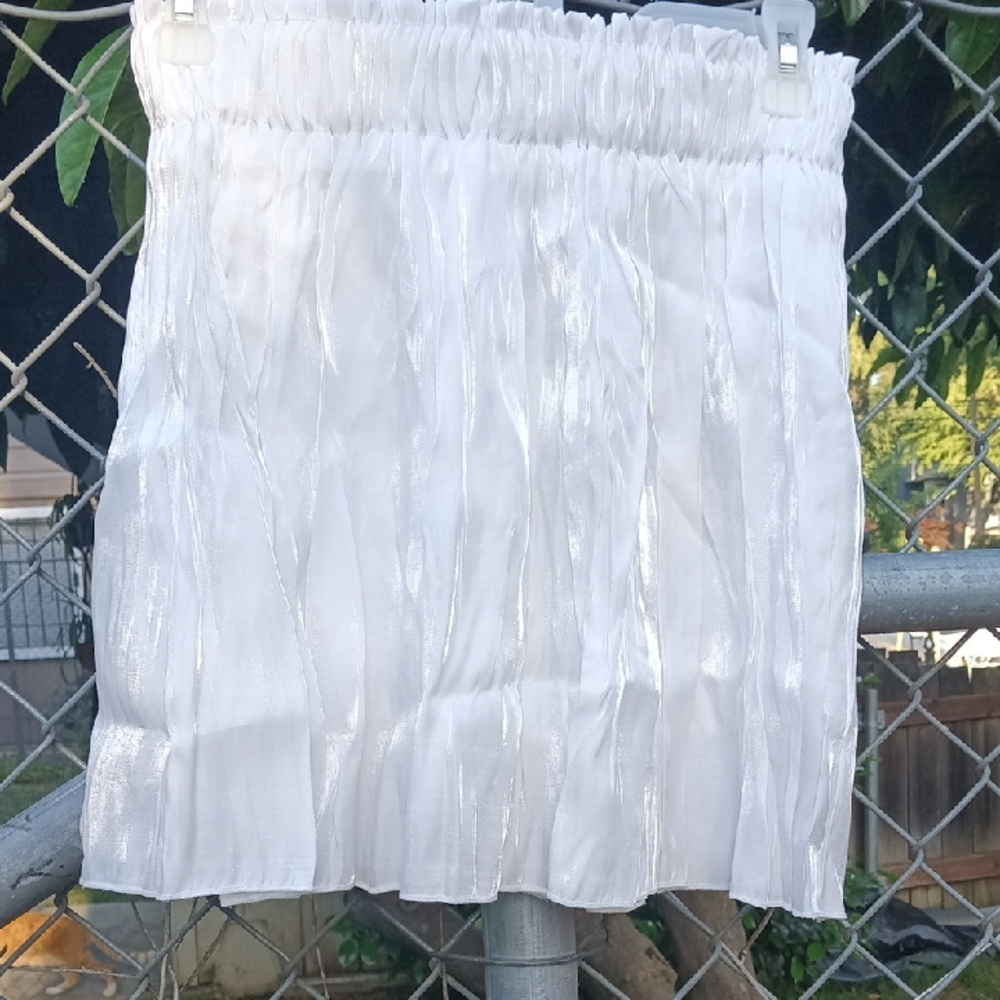 White Bubble Mini Skirt with Pleats